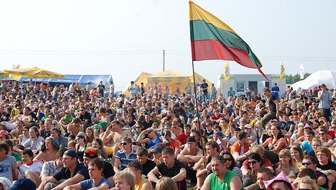 &bdquo;Be2gether&ldquo; dalyviai palaiko  Lietuvos rinktinę.