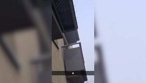 60e5a314e11f0video_60e5a30f1c379
