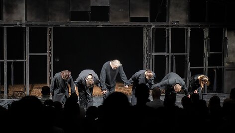 Kauno dramos teatre įvyko premjera &bdquo;Žemė&ldquo; 