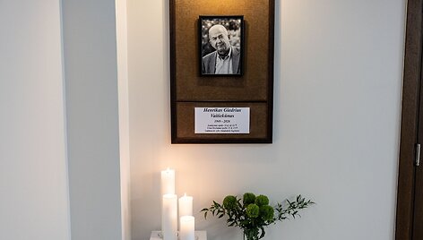 Atsisveikinimas su Henriku Vaitiekūnu