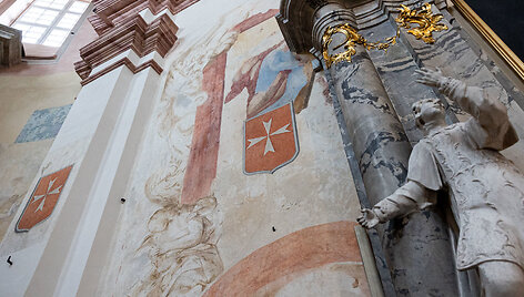 Vilniaus &Scaron;v. Kryžiaus Atradimo (Kalvarijų) bažnyčioje  pristatomas atradimas &ndash; XVII a. pab.&ndash;XVIII a. pr. barokines freskos