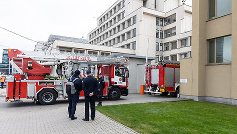 Priešgaisrinės pratybos Seimo rūmuose