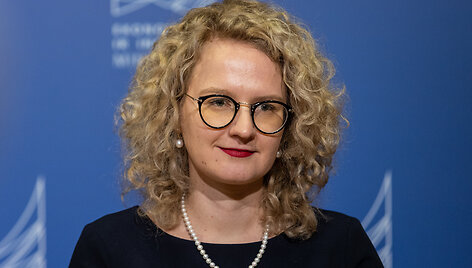 Au&scaron;rinė Armonaitė