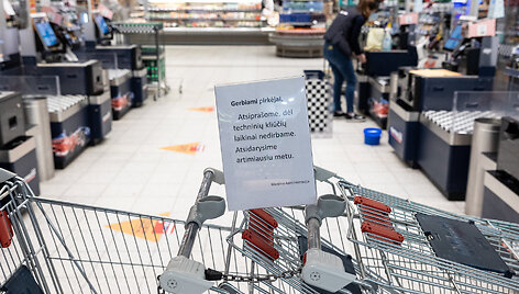Nedirbanti parduotuvė &bdquo;Maxima&ldquo; Vilniaus Akropolyje