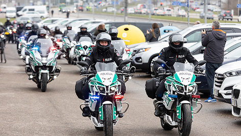 Lietuvos kelių policijos tarnyba ir Vilniaus apskrities policijos komisariato pareigūnai pradėjo patruliavimo motociklais sezoną