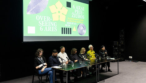 Parodų - „6 arai priežiūros. Kolektyviniai sodai“ ir „Dalinai užpelkinta institucija“ spaudos konferencija