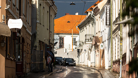 Vasaros lietus nuplovė Vilnių