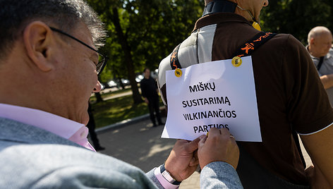 Lietuvos žaliųjų partijos protestas dėl Nacionalinio miškų susitarimo