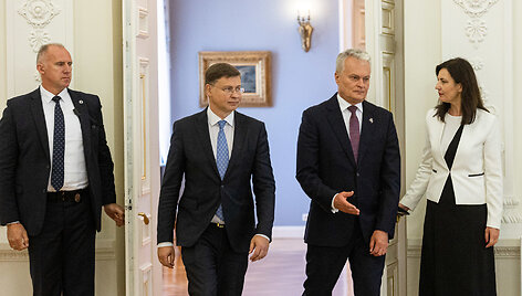 Prezidento Gitano Nausėdos ir Valdžio Dombrovskio spaudos konferencija