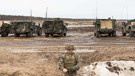 Jungtinių Amerikos Valstijų sunkiosios karinės technikos kovinio šaudymo pratybos