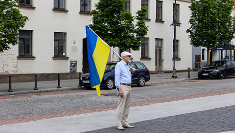 Azovstalio kalinių palaikymo eisena