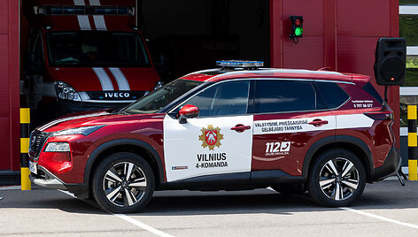 Naujieji ugniagesių &bdquo;Nissan X-Trail&ldquo;