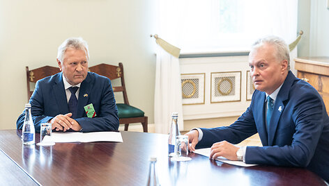 Kazys Starkevičius, Gitanas Nausėda