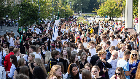 Vilniaus universiteto (VU) studentų ir bendruomenės eisena