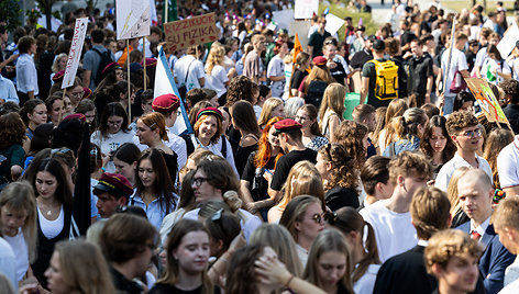 Vilniaus universiteto (VU) studentų ir bendruomenės eisena