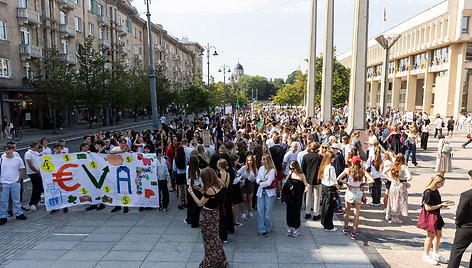 Vilniaus universiteto (VU) studentų ir bendruomenės eisena