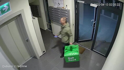 nufilmuota-kaip-bolt-vairuotojas-pavoge-dvirati