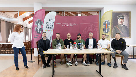  Generolo Žemaičio Lietuvos karo akademijoje vyko spaudos konferencija ir susitikimas su sužeistais Ukrainos gynėjais 
