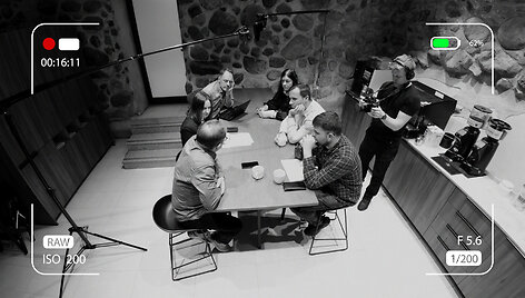 P1528643.00_16_18_19.Still001