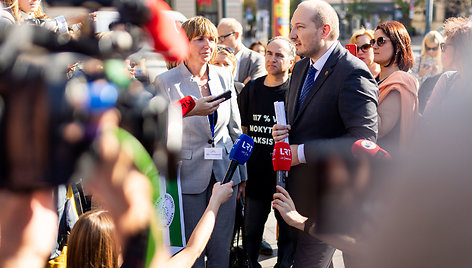 Prie Vyriausybės prasideda mokytojų streikas