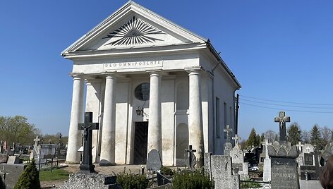 Veličkų koplyčia-mauzoliejus, &Scaron;ėta