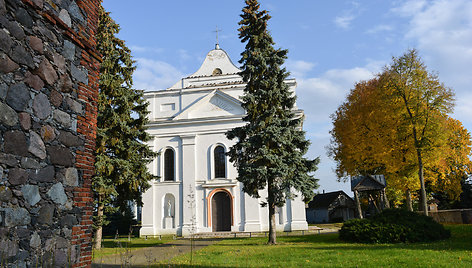 Darsūniškio Švč. Mergelės Marijos ėmimo į dangų bažnyčia (Kaišiadorių r.)