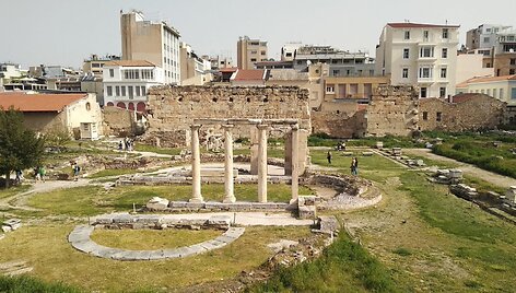 Atėnai &ndash; miestas, kur &scaron;alia ir dabartis, ir istorija. Hadranto biblioteka