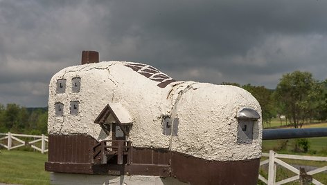 Bato formos namo „Haines Shoe House“ pašto dėžutė