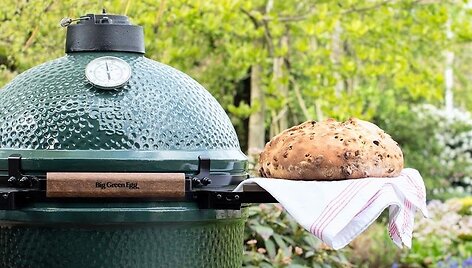 Big Green Egg kamado kepsninė