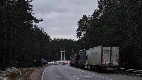 Krovininių automobilių eilė pasienyje su Baltarusija