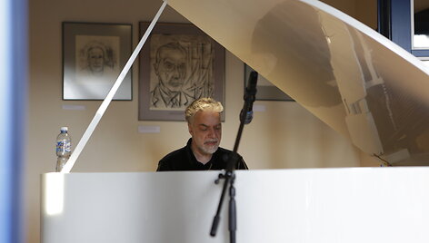 &bdquo;Nida Jazz Maratonas 2021&ldquo; festivalyje &ndash; pianisto Petro Geniu&scaron;o improvizacijos