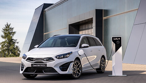 Atnaujinti &bdquo;Kia Ceed&ldquo; gamos modeliai