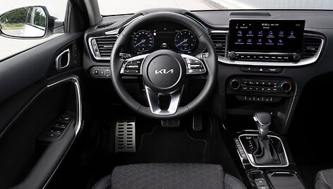 Atnaujinti &bdquo;Kia Ceed&ldquo; gamos modeliai