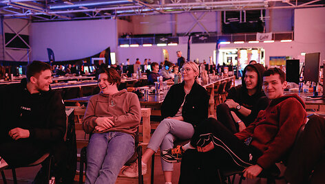 InfoShow LAN Party