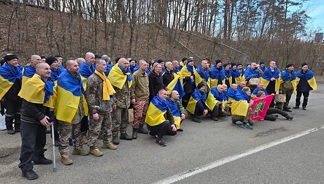 Ukraina susigrąžino kovotojus i&scaron; Rusijos nelaisvės