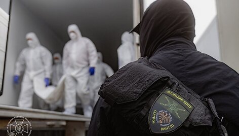 Į Ukrainą grąžinti 1212 žuvusių kari&scaron;kių kūnų