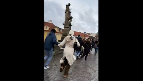 Prahos universitete nuskambėjus &scaron;aulio &scaron;ūviams kilo sąmy&scaron;is 