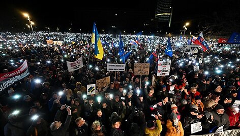 Protestas Slovakijoje prie&scaron; Robertą Fico