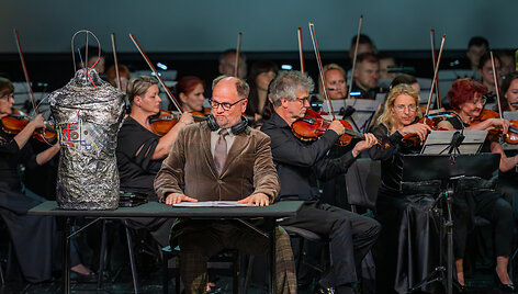 Tarptautinis &scaron;v. Jurgio meno sezonas XI. Opera &bdquo;L'heure espagnol&ldquo;  
