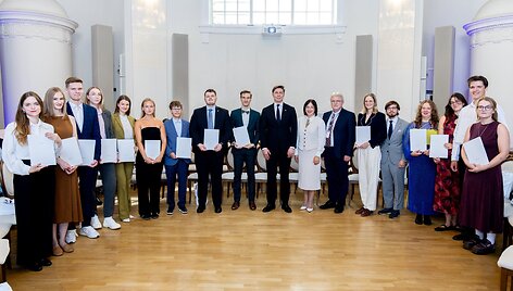 Konkurso &bdquo;Kitas 100&ldquo; laureatai