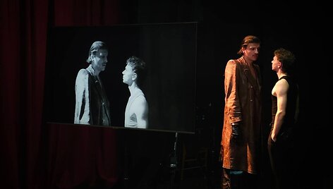 2024 m. Dalios Tamulevičiūtės lietuvių autorių scenos meno kūrinių konkurso laimėtoju buvo i&scaron;rinktas Meno ir mokslo laboratorijos dramos spektaklio &bdquo;Chroma&ldquo; eskizas (rež. Naubertas Jasinskas).