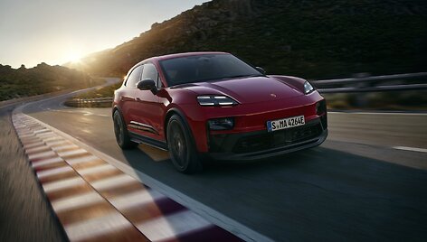 Pirmasis visi&scaron;kai elektrinis &bdquo;Macan GTS&ldquo;