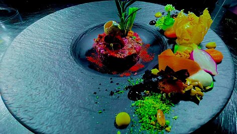Lazdijietis Justinas Druskininkuose atidarė restoraną &bdquo;No onion&ldquo;