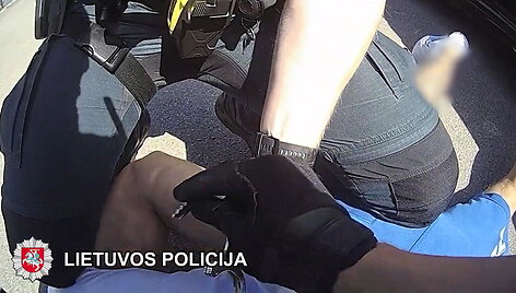 teismui-perduota-byla-del-disponavimo-dideliu-kiekiu-narkotiniu-medziagu-ir-kitu-nusikalstamu-veiku