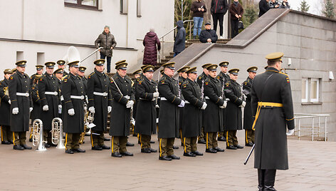 Atsisveikinimo ceremonija su Lietuvoje mirusiu Belgijos kariu