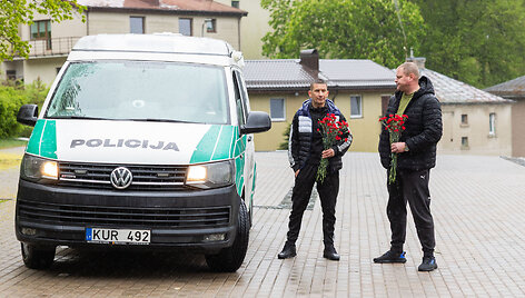 Besirenkantys Antakalnio kapinėse &scaron;venčia gegužės 9-tąją