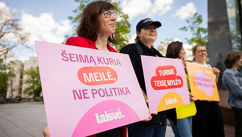 Laisvės partijos organizuojama akcija &bdquo;Meilė nugalės&ldquo;