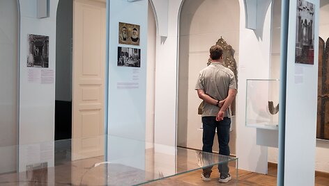 Radinių i&scaron; kasinėjimų paroda Vilniaus Gaono žydų istorijos muziejuje