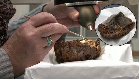 Bavarijoje atrastas 500 metų senumo rankos protezas