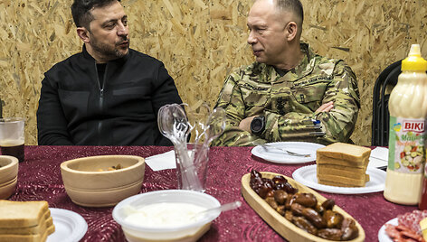 Volodymyras Zelenskis, Oleksandras Syrskis